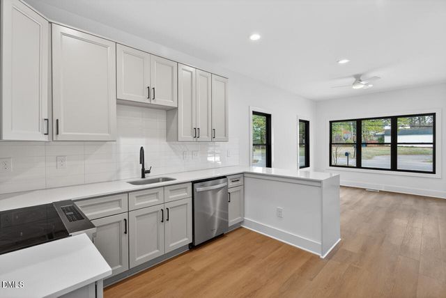 2203 Tampa Avenue B, Durham, NC 27705