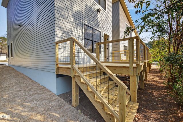 2203 Tampa Avenue B, Durham, NC 27705