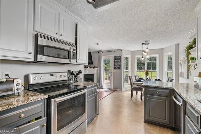 443 Robins Way, Auburn, GA 30011