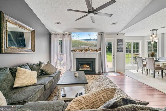 443 Robins Way, Auburn, GA 30011