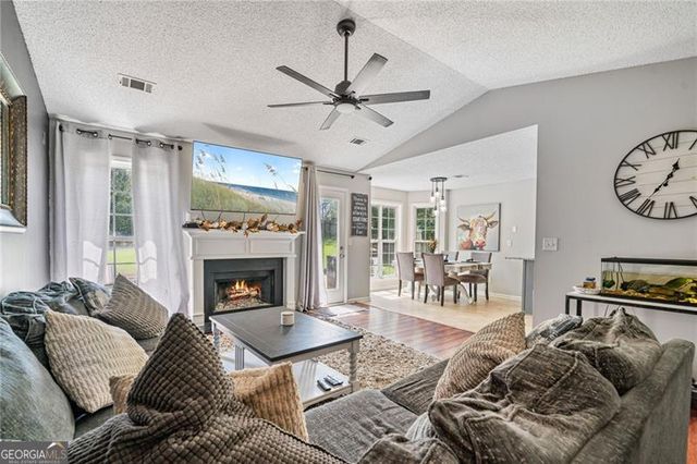 443 Robins Way, Auburn, GA 30011