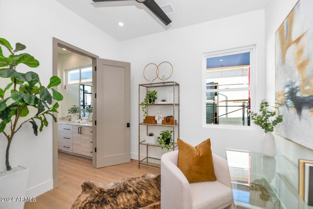 6914 E 2ND Street, Scottsdale, AZ 85251