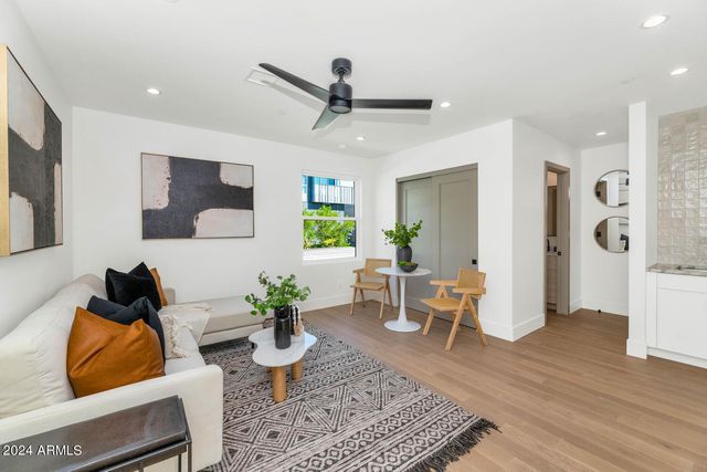 6914 E 2ND Street, Scottsdale, AZ 85251