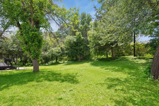 2720 Sandpiper Trail, Excelsior, MN 55331