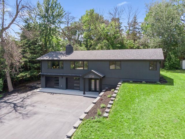2720 Sandpiper Trail, Excelsior, MN 55331