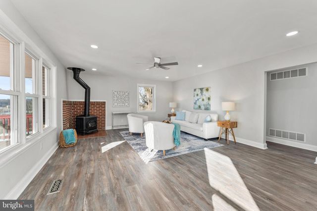 103 GIBBONS BLVD, Cockeysville, MD 21030