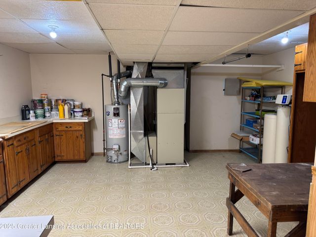 1092 Brookside Drive, Grand Ledge, MI 48837