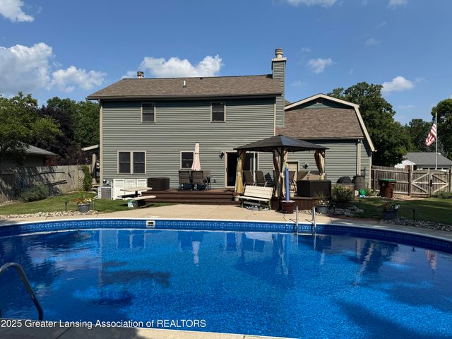 1092 Brookside Drive, Grand Ledge, MI 48837