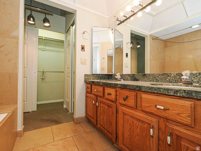 6948 S 855 E, Midvale, UT 84047