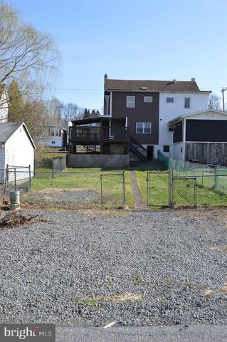 60 SCHUYLKILL ST, Cressona, PA 17929