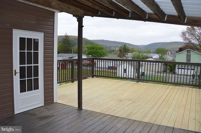 60 SCHUYLKILL ST, Cressona, PA 17929