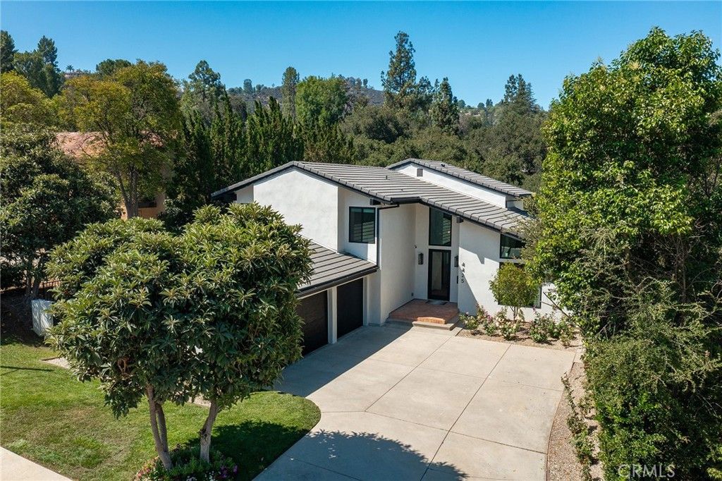 4425 Park Alisal, Calabasas, CA 91302 — exterior