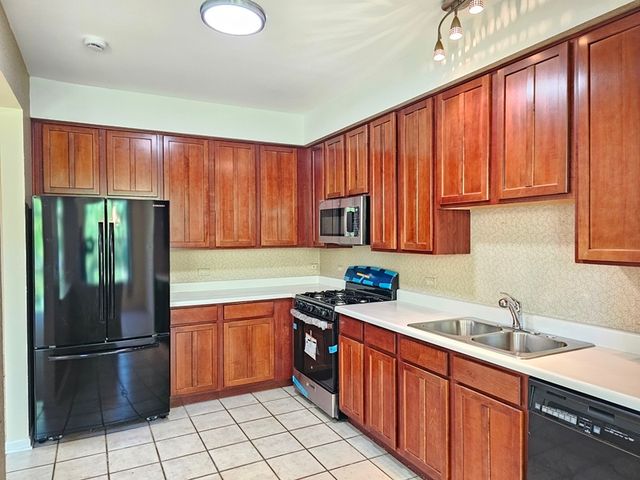 2923 Bartlett Court 2923, Naperville, IL 60564