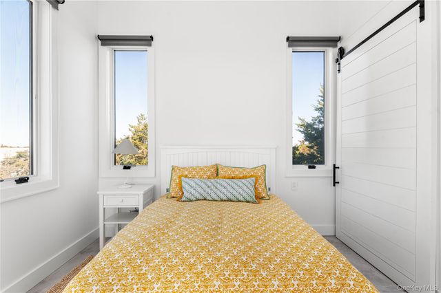 44 Island Walk, Lonelyville, NY 11706