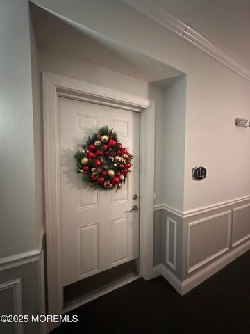 112 Regency Court, Morganville, NJ 07751