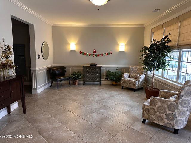 112 Regency Court, Morganville, NJ 07751