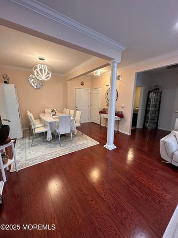 112 Regency Court, Morganville, NJ 07751