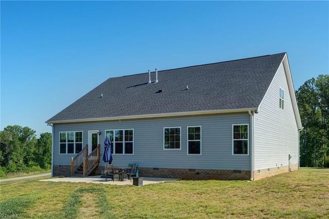 414 WILD FERN Lane, Reidsville, NC 27320
