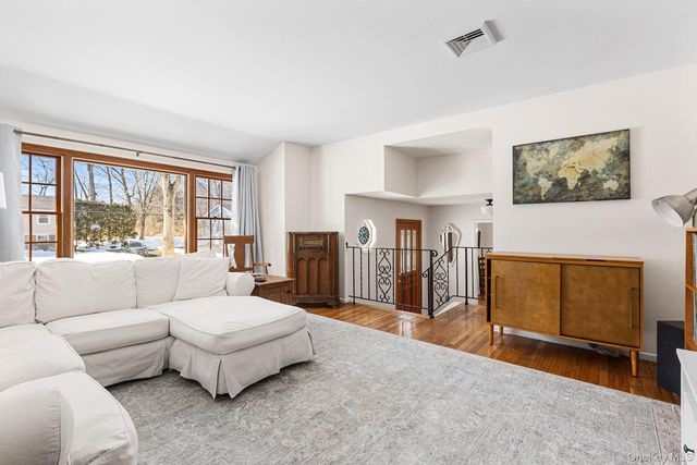 2922 Manor Street, Yorktown Heights, NY 10598