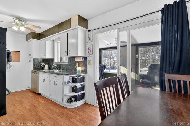 4444 Carmanwood Drive, Flint Charter Township, MI 48507