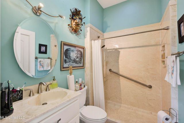 470 W Beach Boulevard, Long Beach, MS 39560