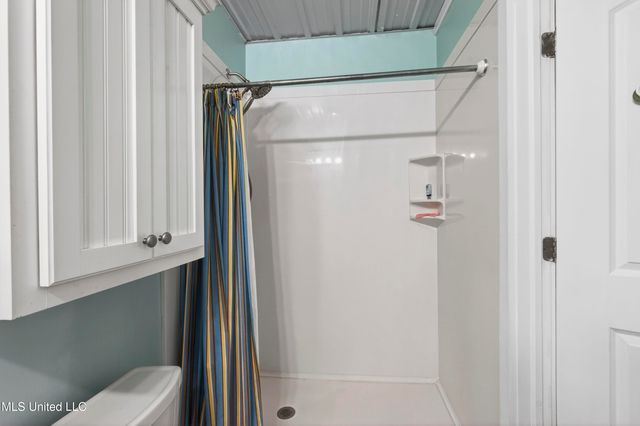 470 W Beach Boulevard, Long Beach, MS 39560