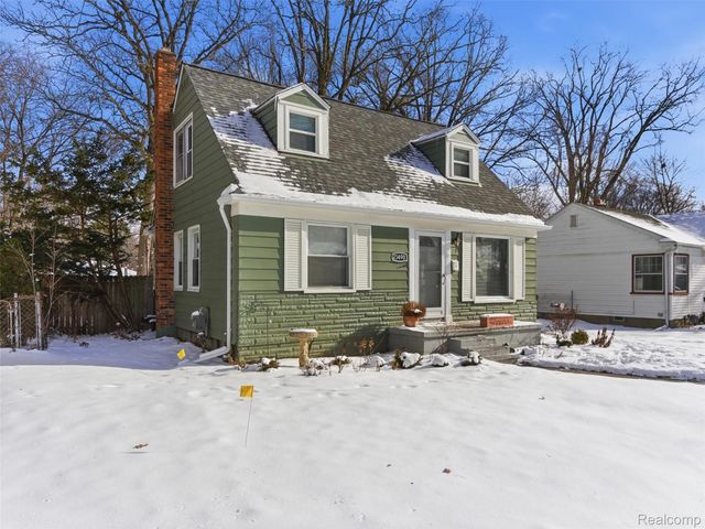 23490 Seneca Street, Oak Park, MI 48237