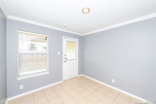 7931 Maple Leaf, San Antonio, TX 78254