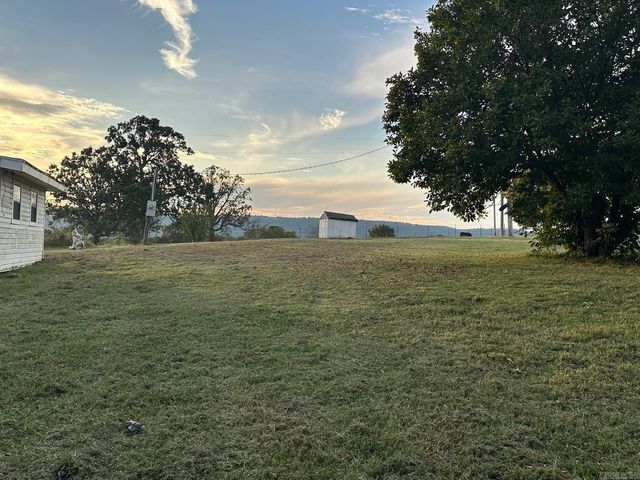 7429 Watts Road, Harrison, AR 72601