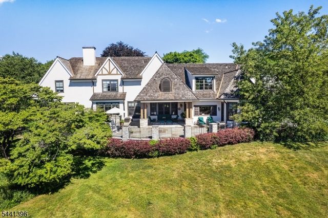 9 Pitney Dr, Mendham Twp., NJ 07945