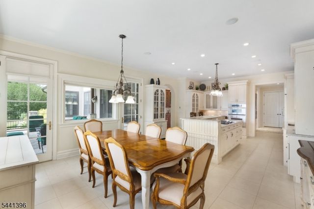 9 Pitney Dr, Mendham Twp., NJ 07945