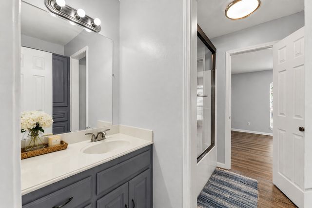 1201 E Oaklawn Drive, Forney, TX 75160