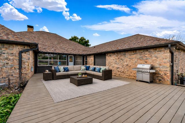 1201 E Oaklawn Drive, Forney, TX 75160