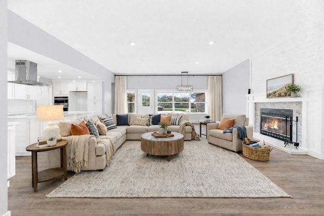 1201 E Oaklawn Drive, Forney, TX 75160