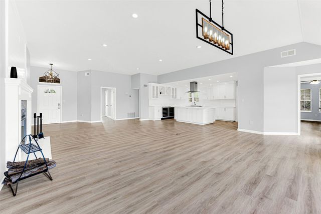 1201 E Oaklawn Drive, Forney, TX 75160