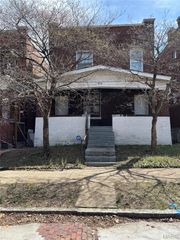 4516 Pennsylvania Avenue, St Louis, MO 63111