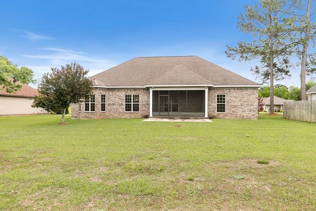 217 Glen Oaks, Dothan, AL 36301
