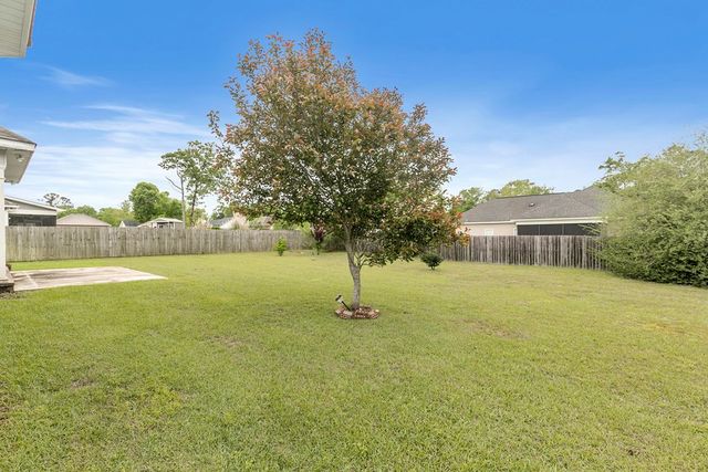 217 Glen Oaks, Dothan, AL 36301