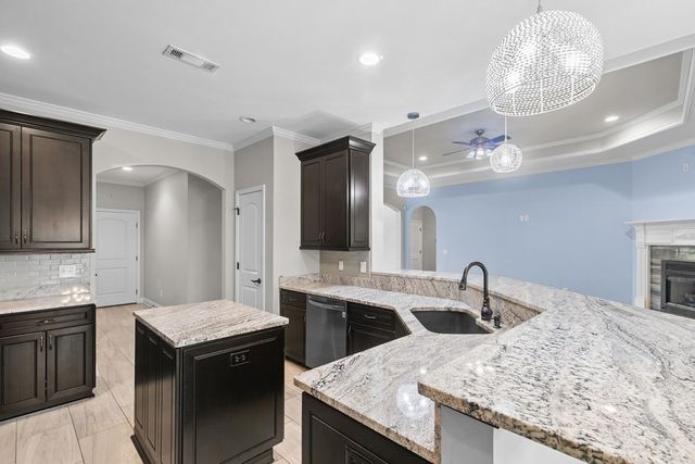 217 Glen Oaks, Dothan, AL 36301