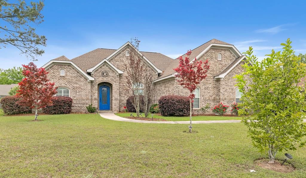217 Glen Oaks, Dothan, AL 36301