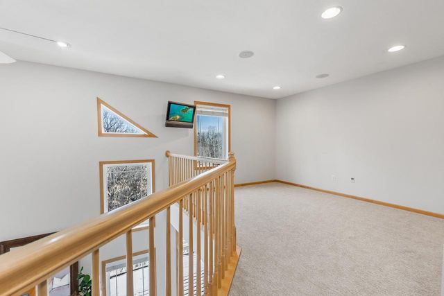 15561 Lilac Drive, Eden Prairie, MN 55347