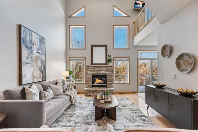 15561 Lilac Drive, Eden Prairie, MN 55347