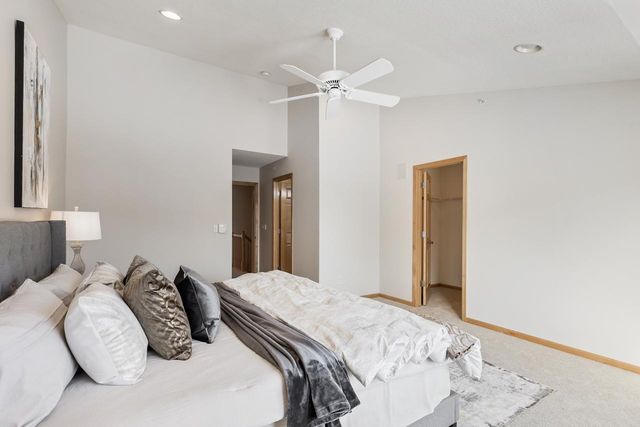 15561 Lilac Drive, Eden Prairie, MN 55347