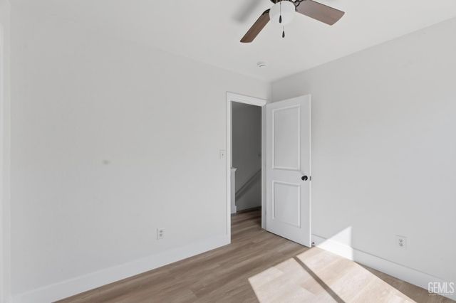 9405 Salinger Street, Bakersfield, CA 93311