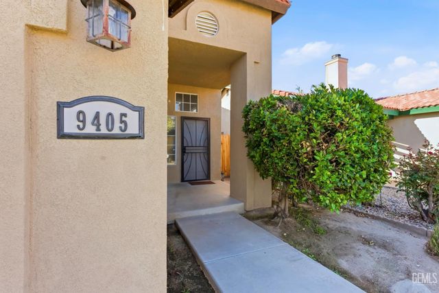 9405 Salinger Street, Bakersfield, CA 93311