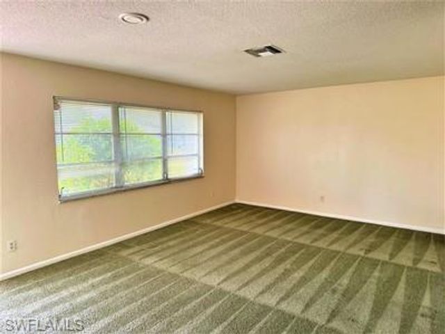 223 Punta Alta CT, Lehigh Acres, FL 33936