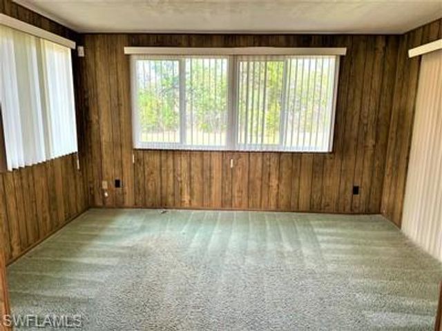 223 Punta Alta CT, Lehigh Acres, FL 33936