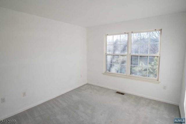 122 Riverwalk Way, Clifton City, NJ 07014