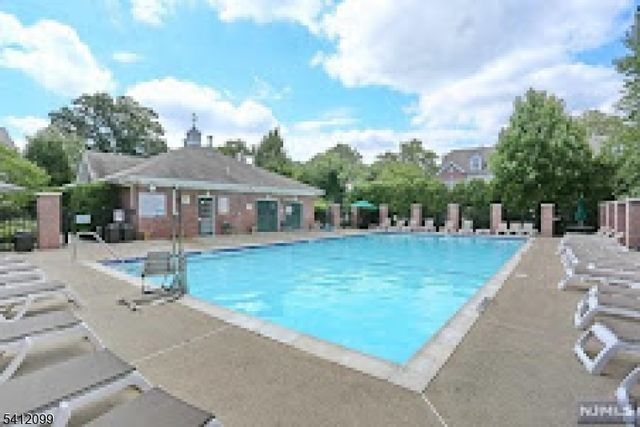 122 Riverwalk Way, Clifton City, NJ 07014