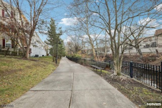 122 Riverwalk Way, Clifton City, NJ 07014